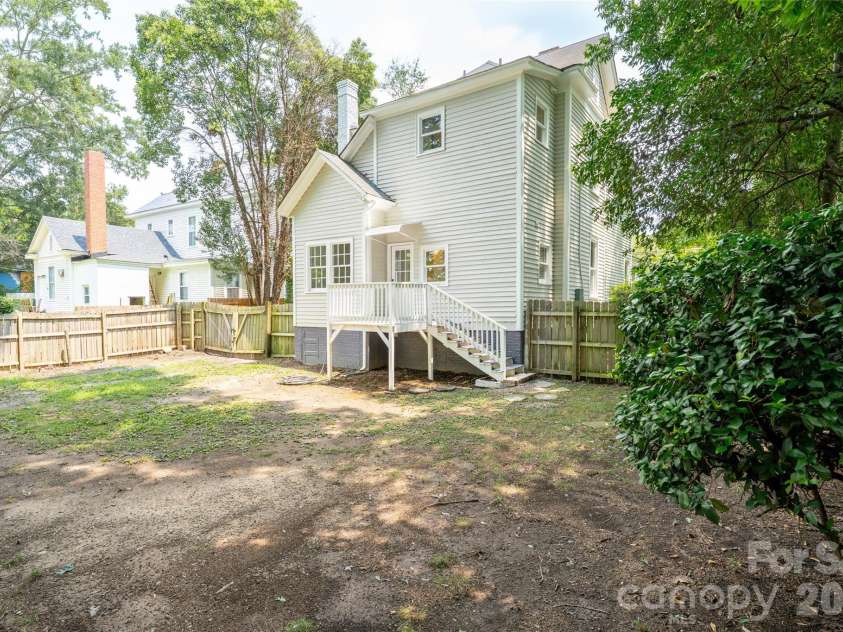 302 Maurice Street, Monroe, NC 28112.  MLS# CAR4399368, YatesRealty ID 34428. 