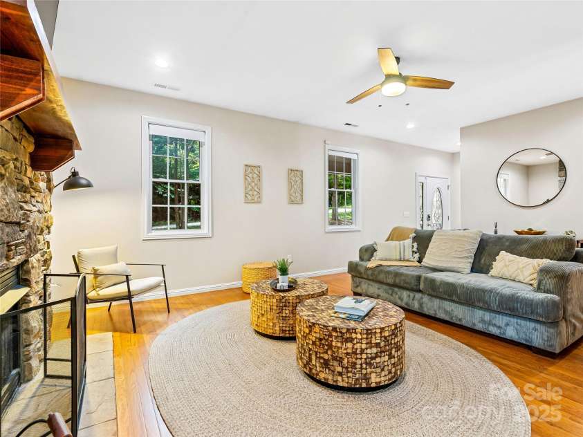 90 Indian Mound Trail, Fairview, NC 28730.  MLS# CAR4268261, YatesRealty ID 34428. 