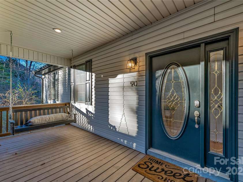 90 Indian Mound Trail, Fairview, NC 28730.  MLS# CAR4268261, YatesRealty ID 34428. 