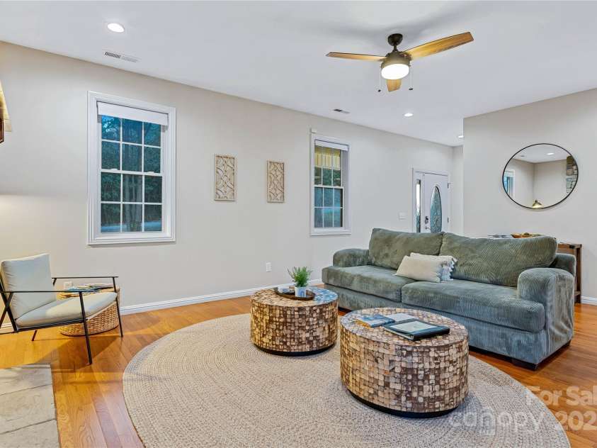 90 Indian Mound Trail, Fairview, NC 28730.  MLS# CAR4268261, YatesRealty ID 34428. 