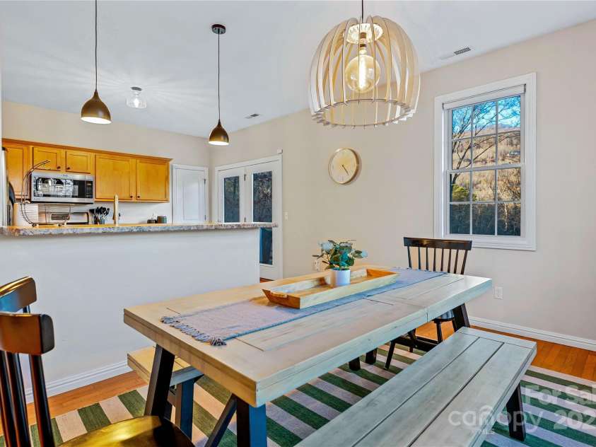 90 Indian Mound Trail, Fairview, NC 28730.  MLS# CAR4268261, YatesRealty ID 34428. 