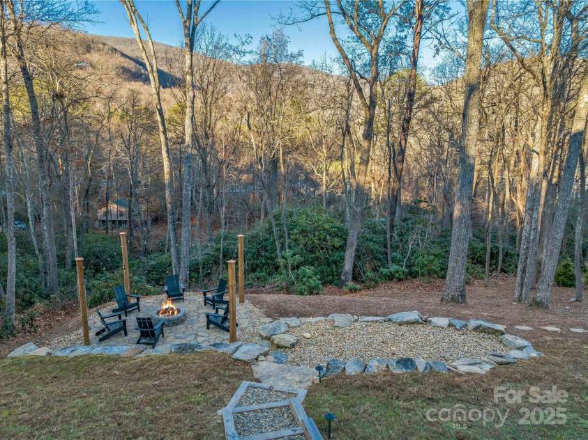 90 Indian Mound Trail, Fairview, NC 28730.  MLS# CAR4268261, YatesRealty ID 34428. 