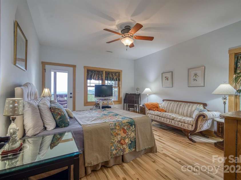 381 Scenic Overlook Drive, Nebo, NC 28761.  MLS# CAR4294911, YatesRealty ID 34429. Primary Suite
