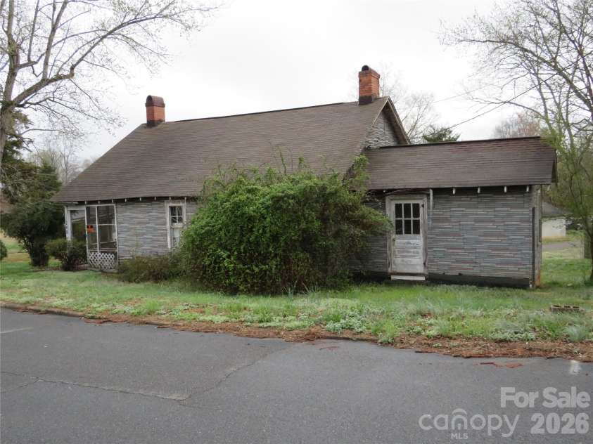 246 Church Street, Spindale, NC 28160.  MLS# CAR4354958, YatesRealty ID 3443. 