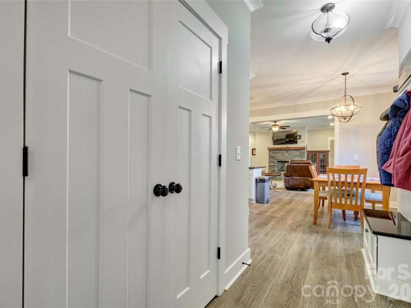 398 Kingsburry Road, Clover, SC 29710.  MLS# CAR4337912, YatesRealty ID 3443. Drop zone with laundry entrance