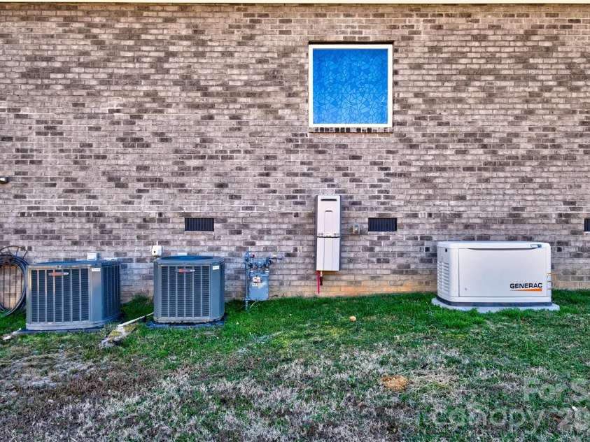 398 Kingsburry Road, Clover, SC 29710.  MLS# CAR4337912, YatesRealty ID 3443. FUll home Generac generator