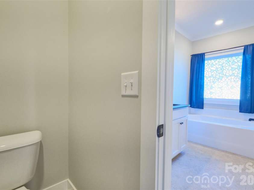 398 Kingsburry Road, Clover, SC 29710.  MLS# CAR4337912, YatesRealty ID 3443. Separate private toilet area