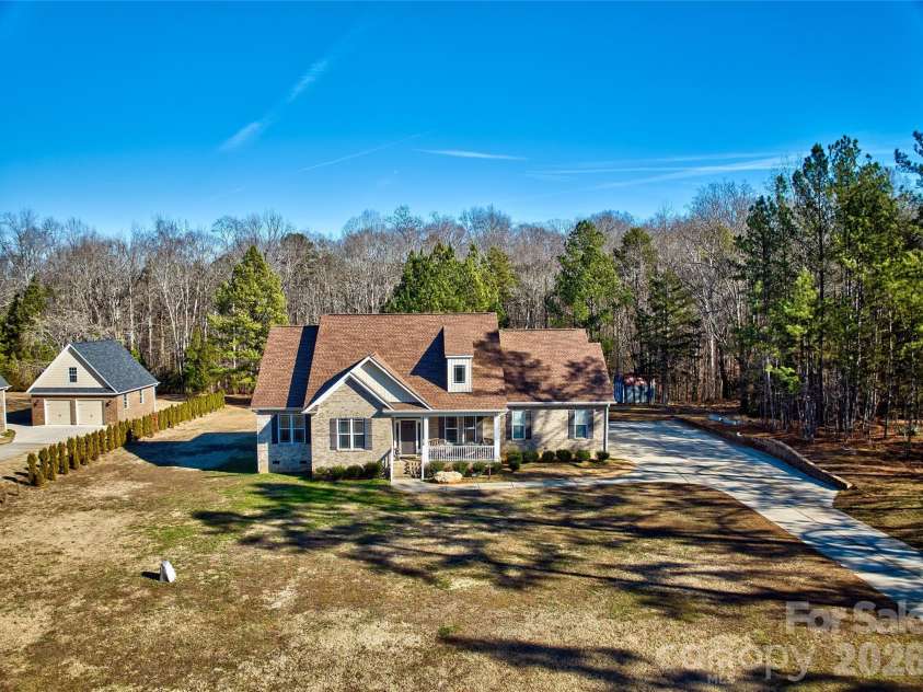 398 Kingsburry Road, Clover, SC 29710.  MLS# CAR4337912, YatesRealty ID 3443. Very private with mature trees