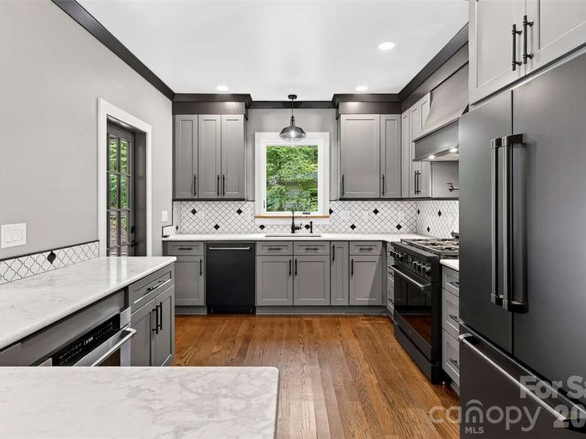78 Tupper Road, Black Mountain, NC 28711.  MLS# CAR4396605, YatesRealty ID 34432. 