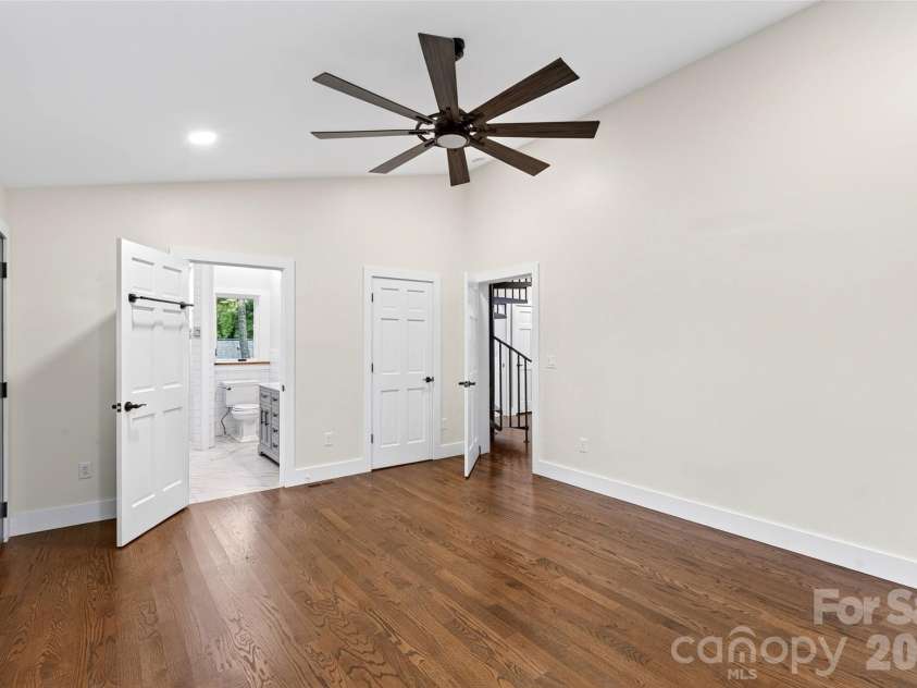 78 Tupper Road, Black Mountain, NC 28711.  MLS# CAR4396605, YatesRealty ID 34432. 