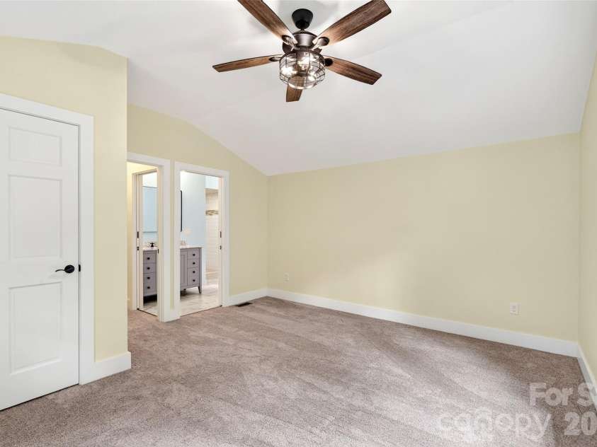 78 Tupper Road, Black Mountain, NC 28711.  MLS# CAR4396605, YatesRealty ID 34432. 