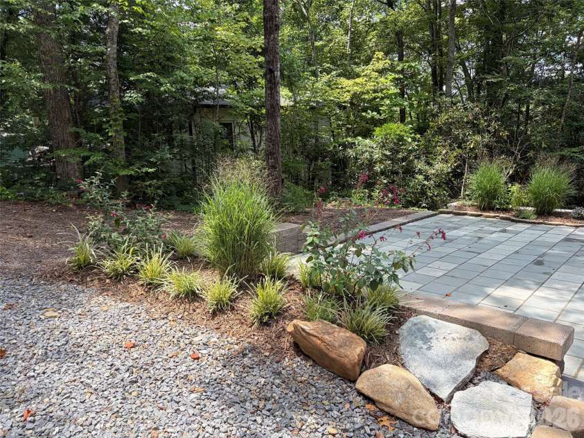 78 Tupper Road, Black Mountain, NC 28711.  MLS# CAR4396605, YatesRealty ID 34432. 