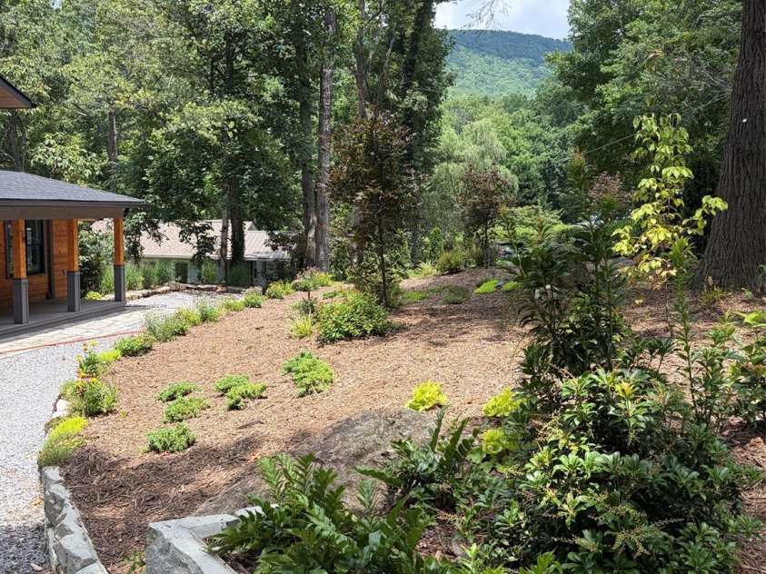 78 Tupper Road, Black Mountain, NC 28711.  MLS# CAR4396605, YatesRealty ID 34432. 