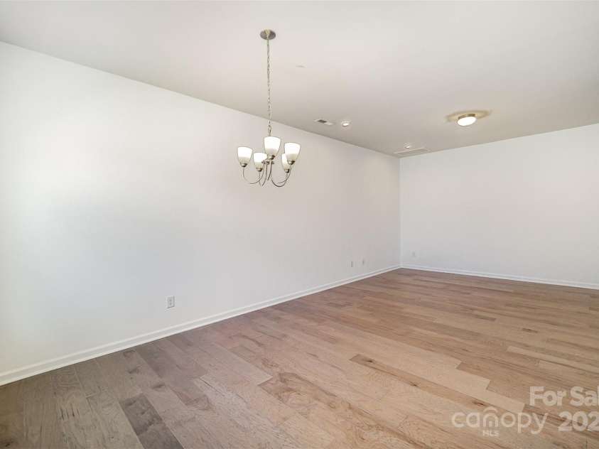 9213 Widden Way, Charlotte, NC 28269.  MLS# CAR4282562, YatesRealty ID 34433. 