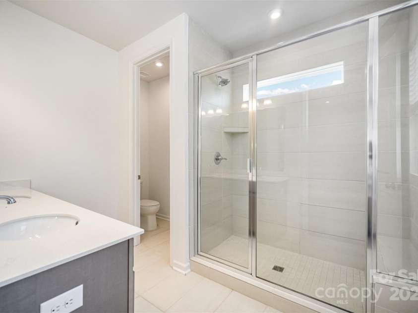 9213 Widden Way, Charlotte, NC 28269.  MLS# CAR4282562, YatesRealty ID 34433. 