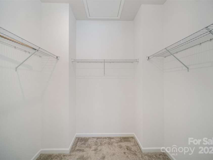 9213 Widden Way, Charlotte, NC 28269.  MLS# CAR4282562, YatesRealty ID 34433. 