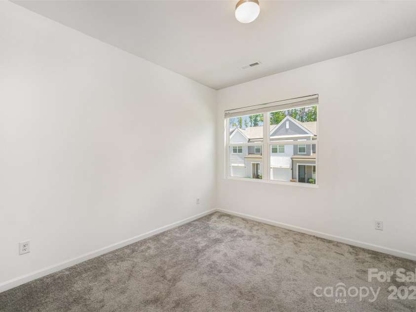 9213 Widden Way, Charlotte, NC 28269.  MLS# CAR4282562, YatesRealty ID 34433. 