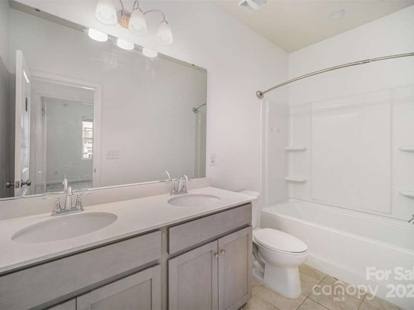 9213 Widden Way, Charlotte, NC 28269.  MLS# CAR4282562, YatesRealty ID 34433. 