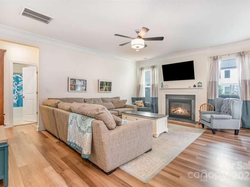 4531 Falls Lake Drive, Concord, NC 28025.  MLS# CAR4286599, YatesRealty ID 34434. 