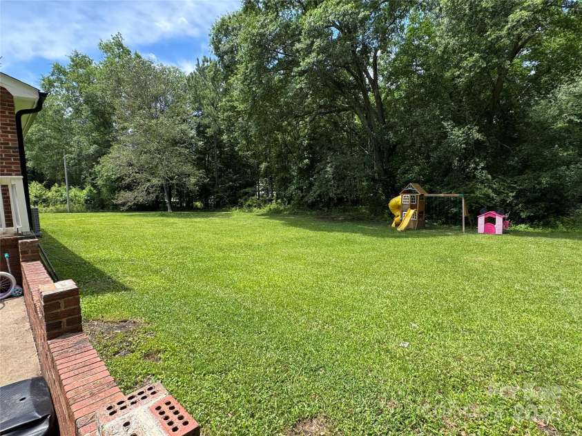 232 Harmony Hills Drive, Catawba, SC 29704.  MLS# CAR4269561, YatesRealty ID 34435. 