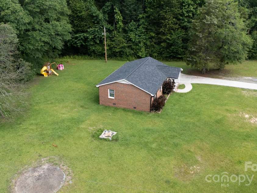 232 Harmony Hills Drive, Catawba, SC 29704.  MLS# CAR4269561, YatesRealty ID 34435. 