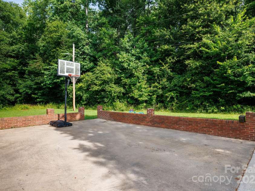 232 Harmony Hills Drive, Catawba, SC 29704.  MLS# CAR4269561, YatesRealty ID 34435. 