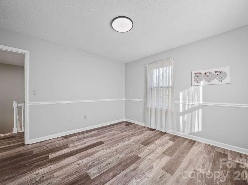 5976 Gold Creek Estate Drive, Hickory, NC 28601.  MLS# CAR4425606, YatesRealty ID 34435. 