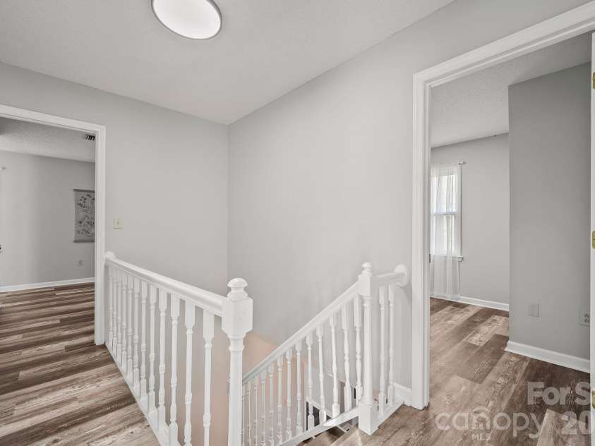 5976 Gold Creek Estate Drive, Hickory, NC 28601.  MLS# CAR4425606, YatesRealty ID 34435. 