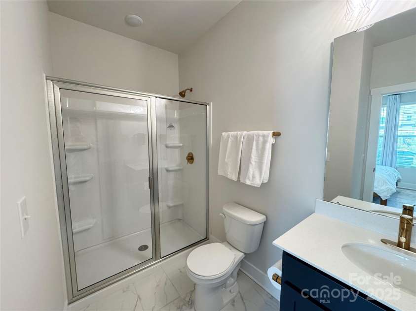 11012 Commons Drive, Charlotte, NC 28213.  MLS# CAR4293410, YatesRealty ID 34436. 