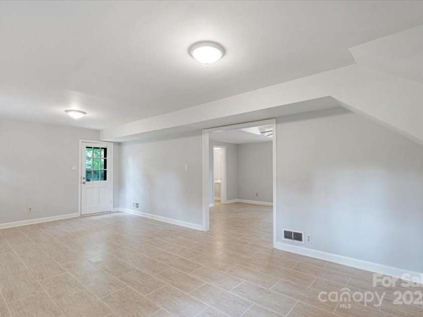 6541 Old Reid Road, Charlotte, NC 28210.  MLS# CAR4292495, YatesRealty ID 34437. 