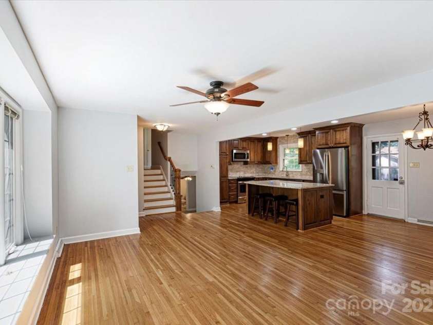 6541 Old Reid Road, Charlotte, NC 28210.  MLS# CAR4292495, YatesRealty ID 34437. 