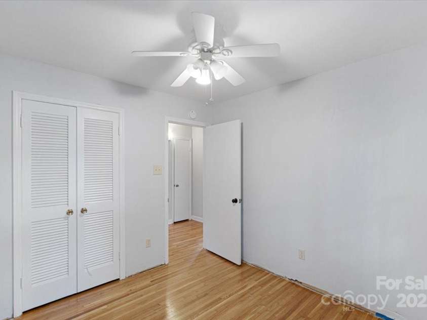 6541 Old Reid Road, Charlotte, NC 28210.  MLS# CAR4292495, YatesRealty ID 34437. 