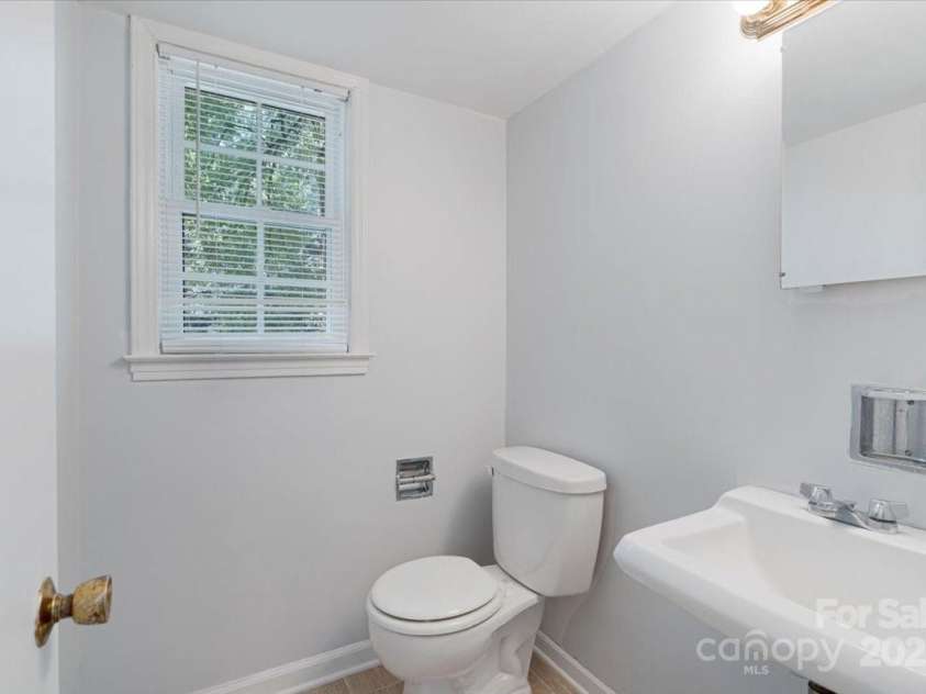 6541 Old Reid Road, Charlotte, NC 28210.  MLS# CAR4292495, YatesRealty ID 34437. 
