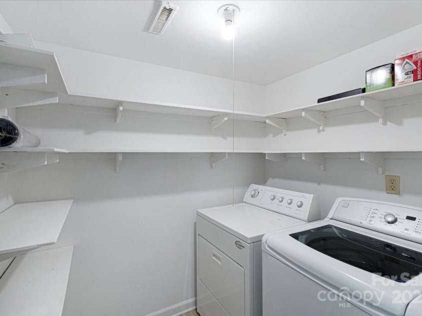 6541 Old Reid Road, Charlotte, NC 28210.  MLS# CAR4292495, YatesRealty ID 34437. 