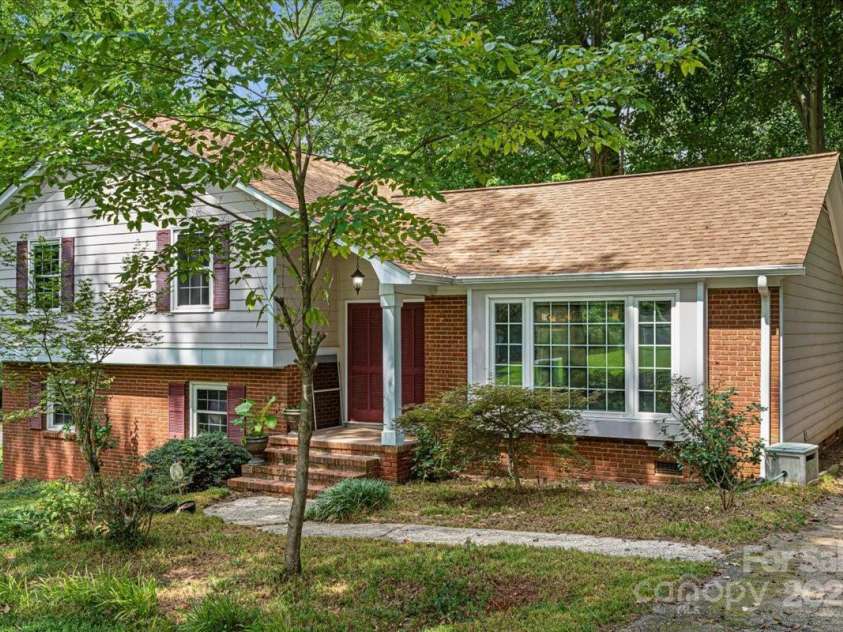 6541 Old Reid Road, Charlotte, NC 28210.  MLS# CAR4292495, YatesRealty ID 34437. 