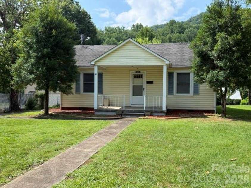 620 Rutherford Road, Marion, NC 28752.  MLS# CAR4396566, YatesRealty ID 34438. 