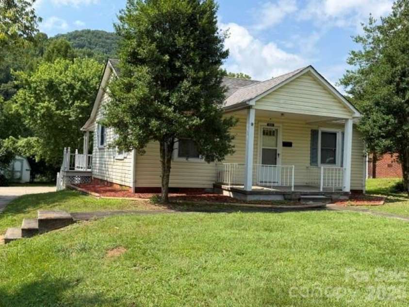 620 Rutherford Road, Marion, NC 28752.  MLS# CAR4396566, YatesRealty ID 34438. 