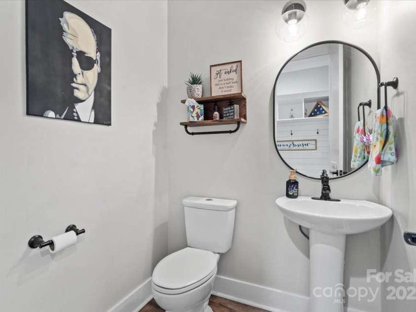 867 Bellegray Road, Clover, SC 29710.  MLS# CAR4262623, YatesRealty ID 34439. Half bath on main
