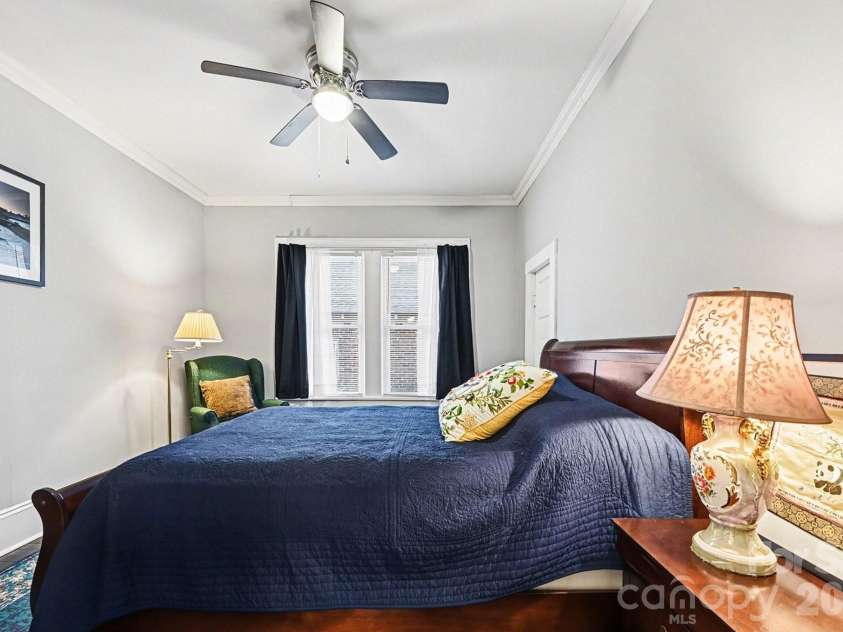 127 11th Street, Salisbury, NC 28144.  MLS# CAR4341611, YatesRealty ID 3444. 