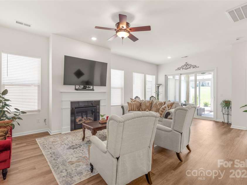 1338 Encore Lane, Waxhaw, NC 28173.  MLS# CAR4293541, YatesRealty ID 34441. 