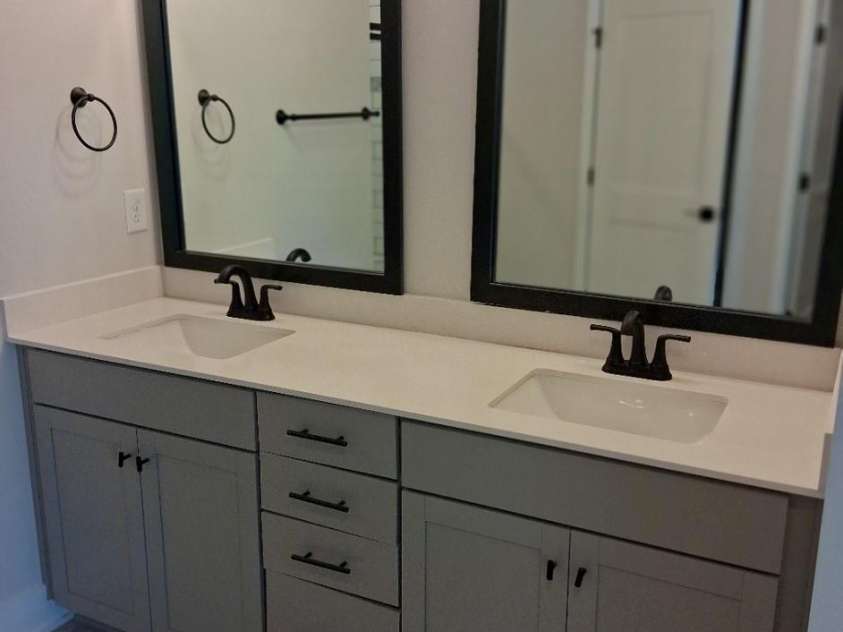 721 Inwood Hill Drive, Gastonia, NC 28056.  MLS# CAR4399183, YatesRealty ID 34441. Dual Vanity in Primary Suite