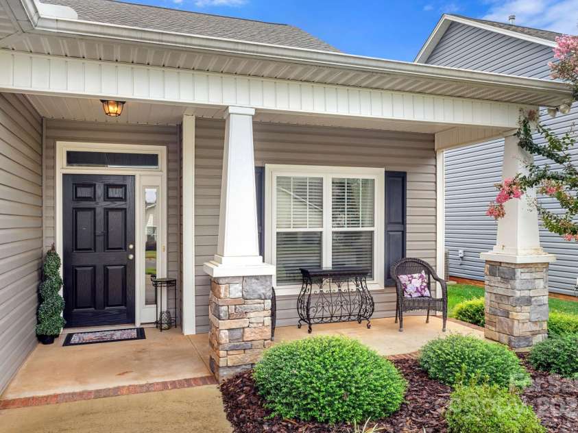 495 Pepperstone Drive, Salisbury, NC 28146.  MLS# CAR4290536, YatesRealty ID 34443. 