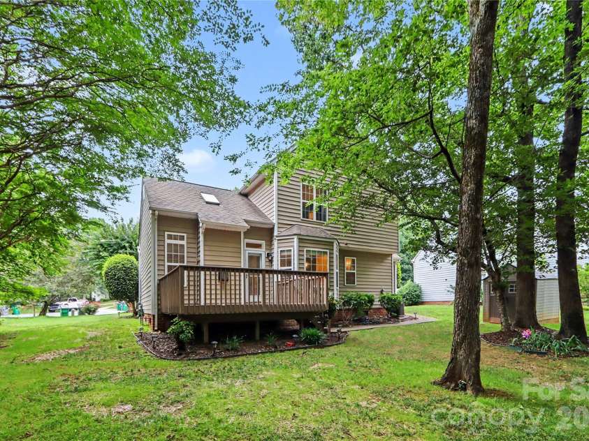 6337 Lily Pad Court, Charlotte, NC 28262.  MLS# CAR4399459, YatesRealty ID 34443. 