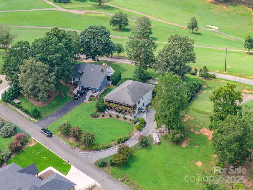 101 Lake Club Lane, Nebo, NC 28761.  MLS# CAR4290829, YatesRealty ID 34445. 