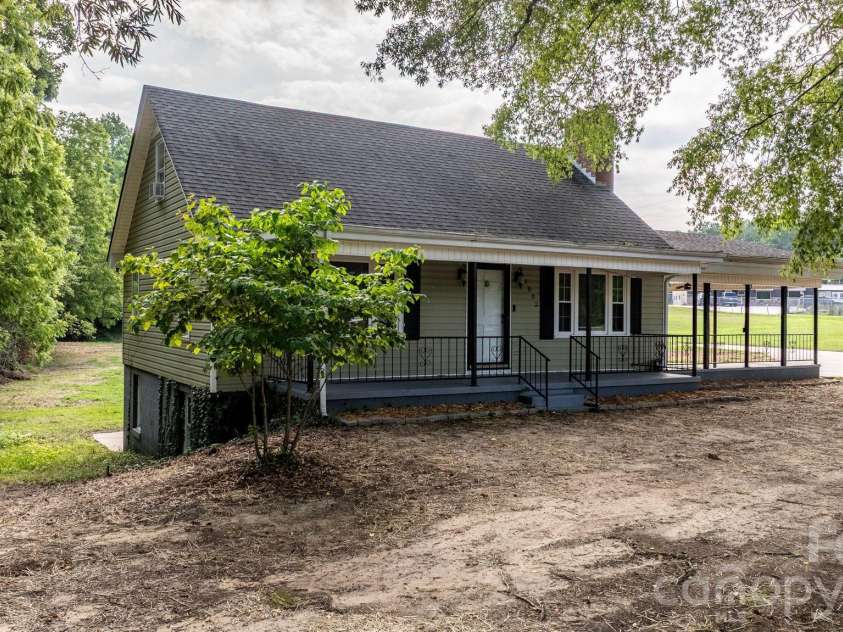 1002 Ramseur Road, Bessemer City, NC 28016.  MLS# CAR4399447, YatesRealty ID 34446. 