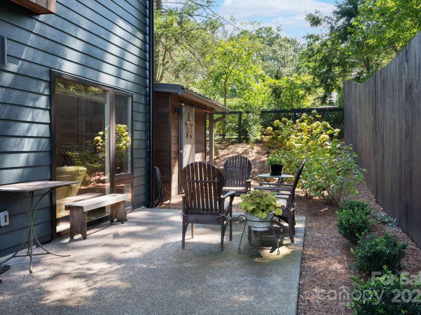 26 Winnfred Street, Asheville, NC 28806.  MLS# CAR4293290, YatesRealty ID 34446. Enjoy Al-Fresco Dining On the Back Patio