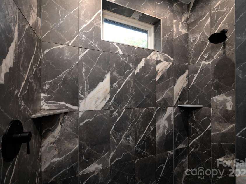 26 Winnfred Street, Asheville, NC 28806.  MLS# CAR4293290, YatesRealty ID 34446. Gorgeous Tile Work