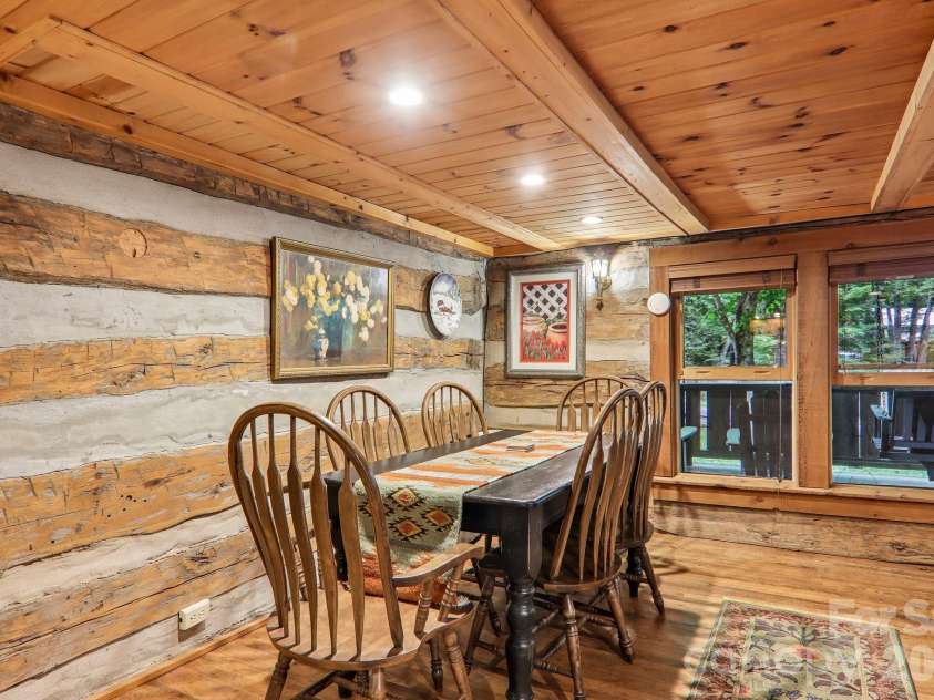 251 Village Lane, Mars Hill, NC 28754.  MLS# CAR4399231, YatesRealty ID 34447. Dining Area