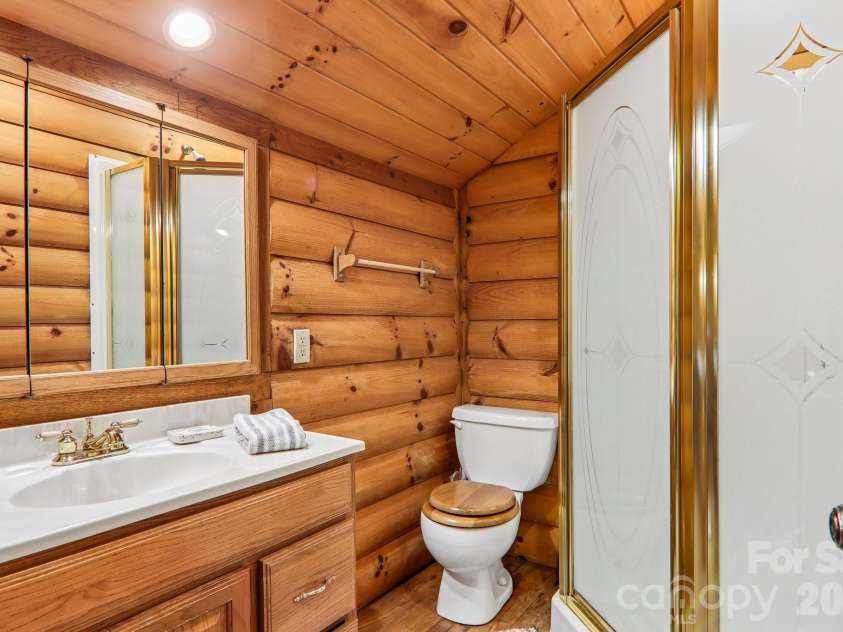 251 Village Lane, Mars Hill, NC 28754.  MLS# CAR4399231, YatesRealty ID 34447. Guest Bath Upstairs