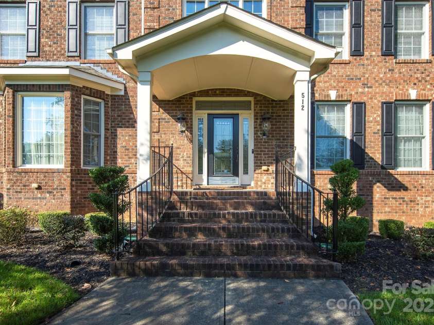 512 Appomatox Drive, Marvin, NC 28173.  MLS# CAR4269133, YatesRealty ID 34447. 